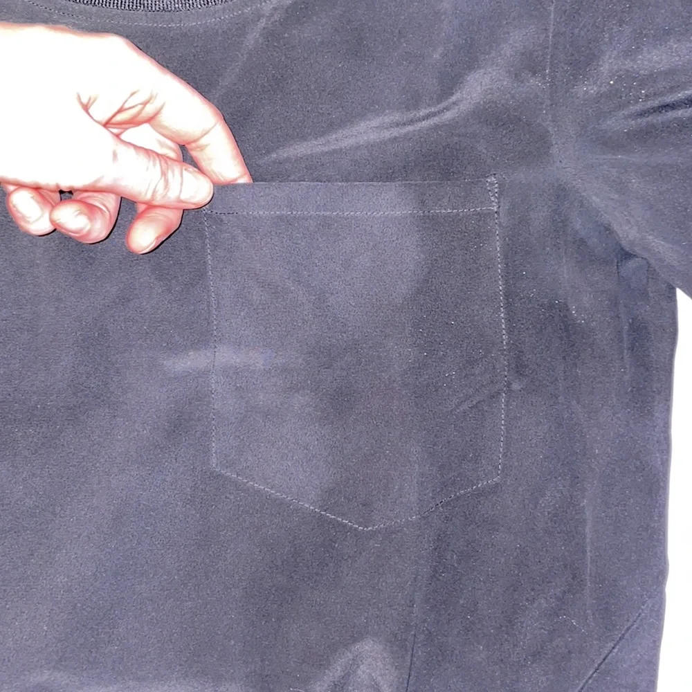 Washable Silk Pocket tee - Picture 6 of 7